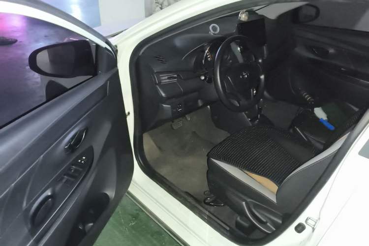 Used Toyota YARiS L Zhi Xuan 2021 X-Trail 1.5L CVT Leading Edition