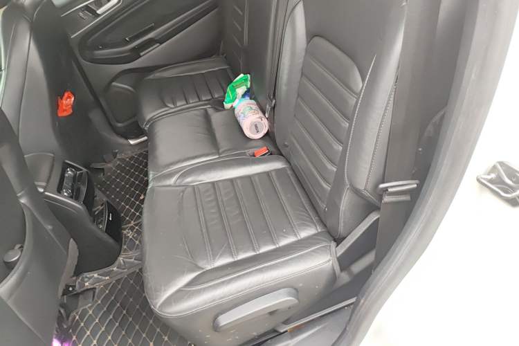 Used Ford Edge 2016 EcoBoost 245 Two-Wheel-Drive Titanium 7-Seater