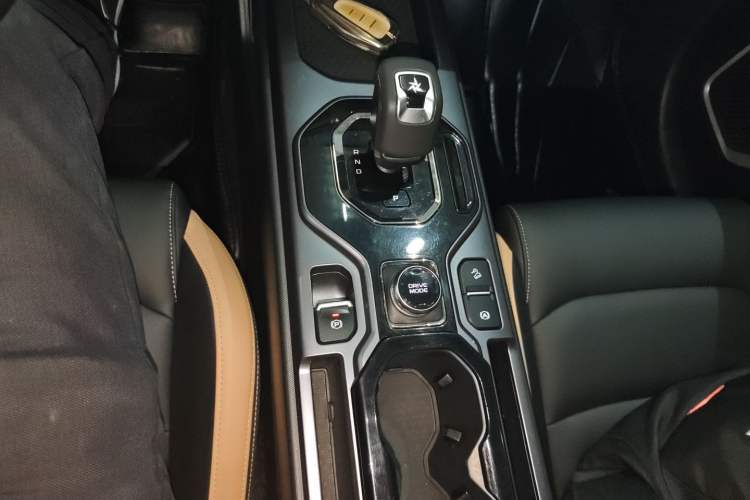 Used Geely Auto icon 2023 1.5TD Chocolate Luxe Edition