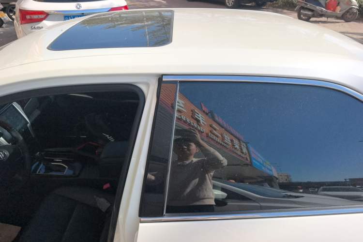 Used Toyota Camry 2016 2.0G 10th Anniversary Leading Edition