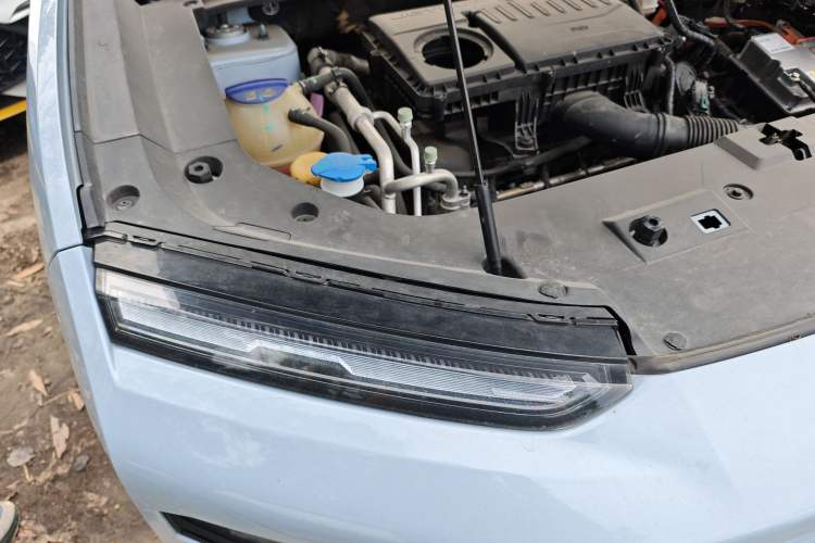 Used JETOUR Dashing i-DM 2023 1.5T DHT Lightning
