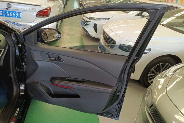 Used Chevrolet Monza 2022 Light Hybrid RS 330T Automatic Comfort Edition