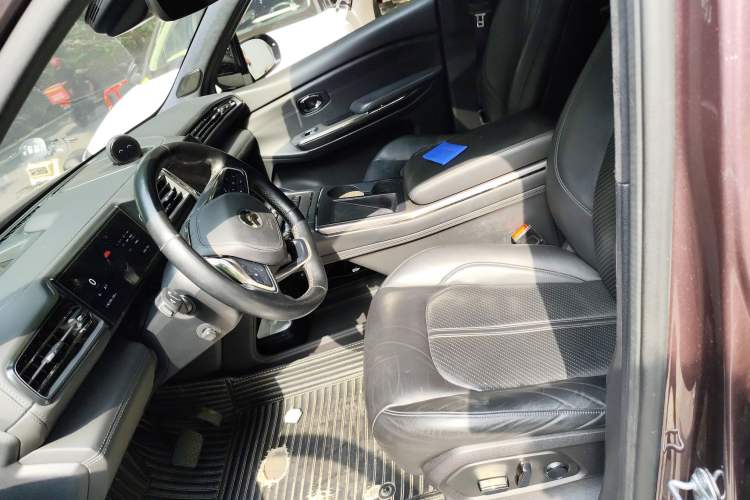 Used Nio ES6 2019 430KM First-Edition Commemorative Version
