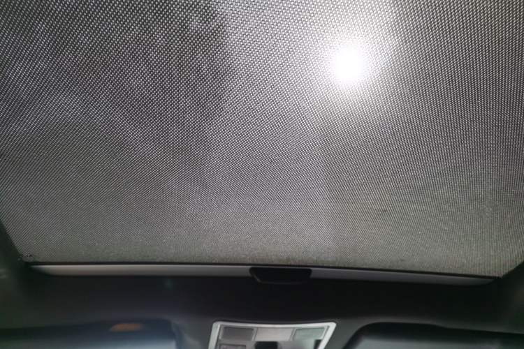 Used Volkswagen Beetle 2015 180TSI model
