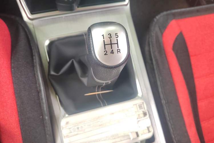 Used Bestune X40 2019 1.6L Manual Luxury Edition China VI