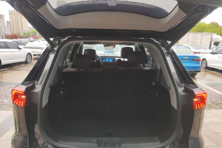 Used Chery Tiggo 8 PRO 2022 290T Two-Wheel Drive Haohan Edition 7 Seats Trunk