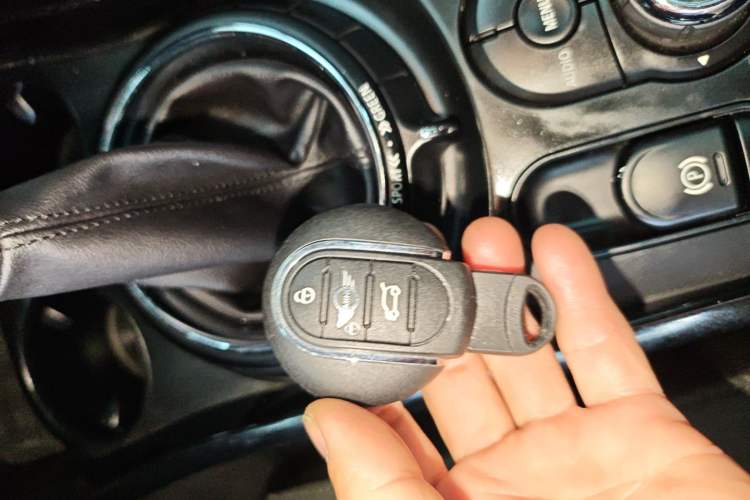 Used MINI Clubman 2016 1.5T COOPER Connoisseur Edition