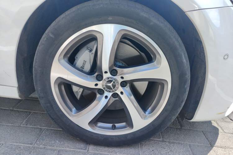 Used Mercedes-Benz E-Class 2018 E 300 L Sport Luxury Edition
