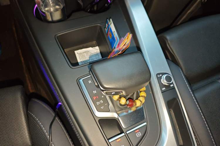 Used Audi A4L 2022 40 TFSI Luxury Dynamic Model
