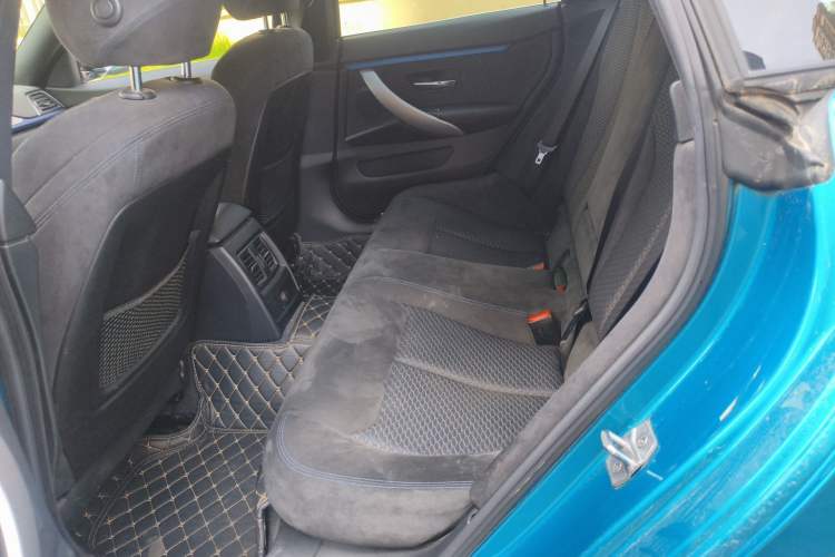 Used BMW 4 Series 2019 425i Gran Coupe M Sport Package Left Rear Seat