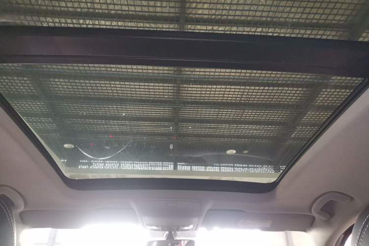 Used Volkswagen Tiguan L 2018 Facelift 330TSI Automatic Two-Wheel Drive Luxury Edition