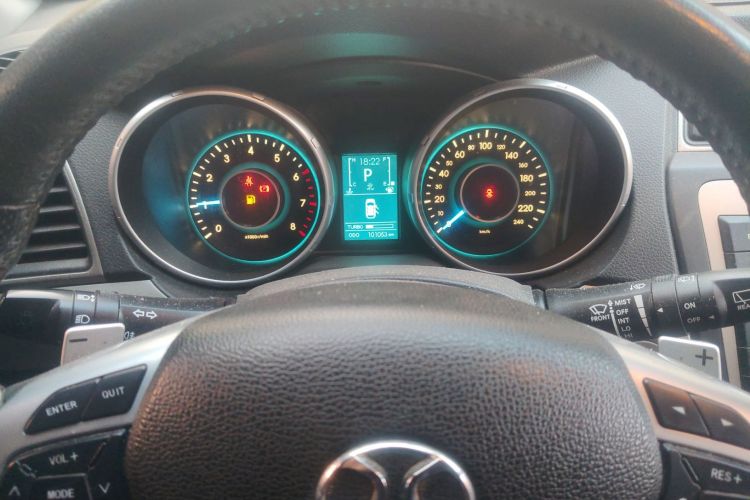 Used BAIC Senova X65 2015 2.0T Automatic Elite Model
