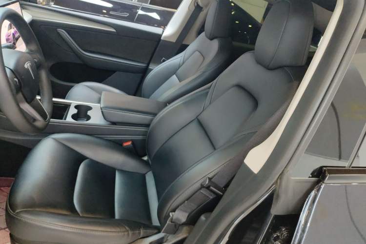 Used Tesla Model Y 2024 Rear-Wheel-Drive Version Left Front Seat