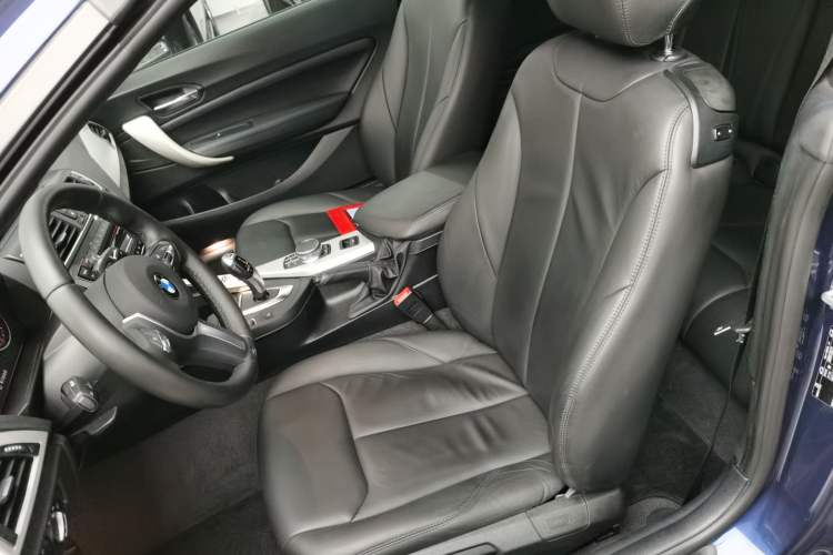 Used BMW 2 Series 2017 220i Convertible Coupe Leading Model
