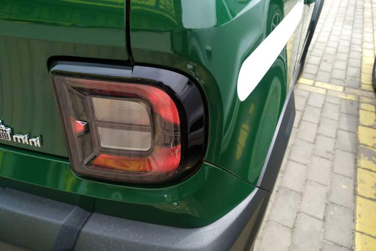 Used Geely Galaxy Panda 2024 200km Panda Rider Exterior 3