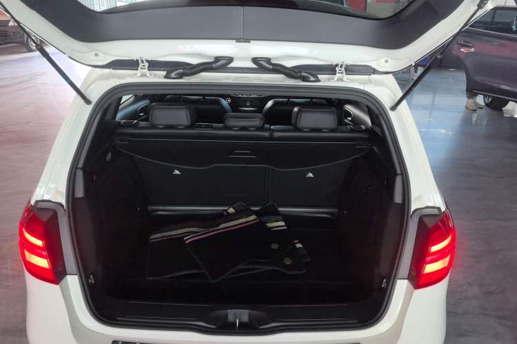 Used Mercedes-Benz B-Class 2017 B 200 Fashion Model
