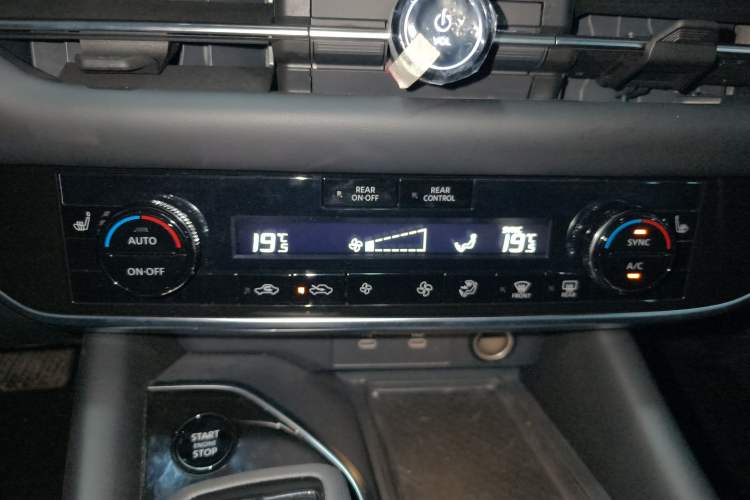 Used Nissan Pathfinder 2024 380 VC-TURBO Two-Wheel Drive Smart Edition 6 Seats