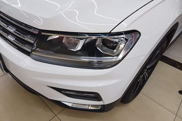 Used Volkswagen Tiguan L 2021 330TSI Automatic Two-Wheel Drive Smart Edition
