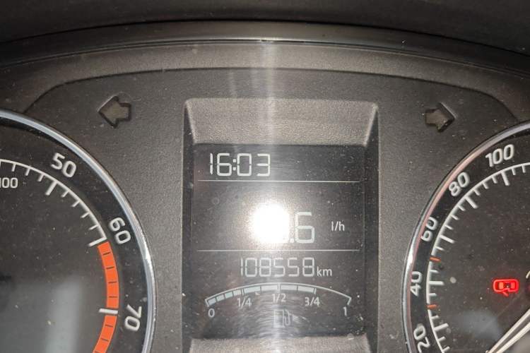 Used Skoda Rapid Spaceback 2016 Revised Version 1.4L Manual Front-Drive Edition
