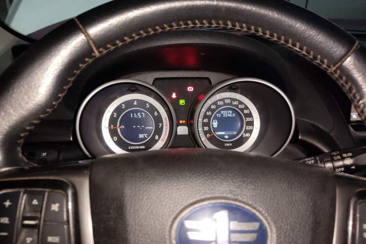 Used Bestune X80 2015 1.8T Automatic Luxury Model