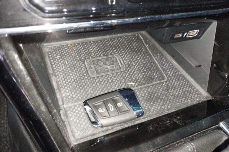 Used Volkswagen Passat 2023 Restyled 330TSI Starry Luxury Edition Vehicle Key