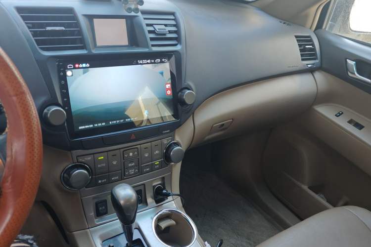 Used Toyota Highlander 2013 2.7L Two-Wheel Drive 7-Seater Zijin Edition