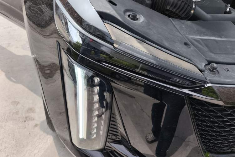 Used Cadillac XT5 2025 2.0T Luxury Version Right Front Headlight