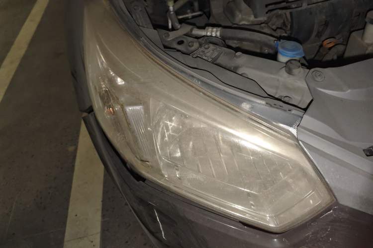 Used Venucia D50 2012 1.6L Manual Comfort Edition