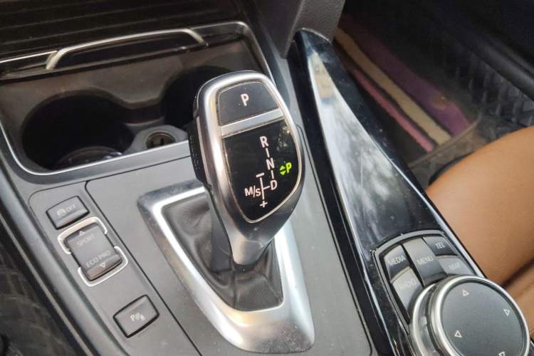 Used BMW 4 Series 2016 430i Design Package Model Gear Lever