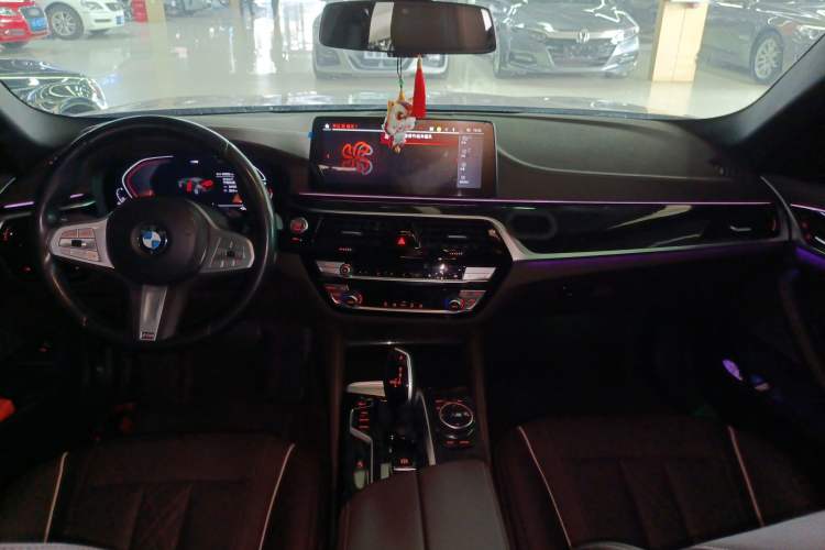 Used BMW 5 Series 2022 Second Facelift 525Li M Sport Package