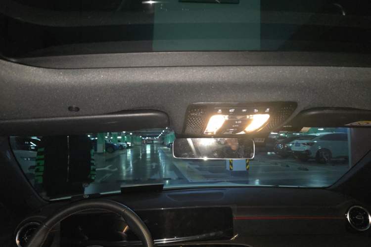 Used Mercedes-Benz CLA 2024-Year Facelifted CLA 200
