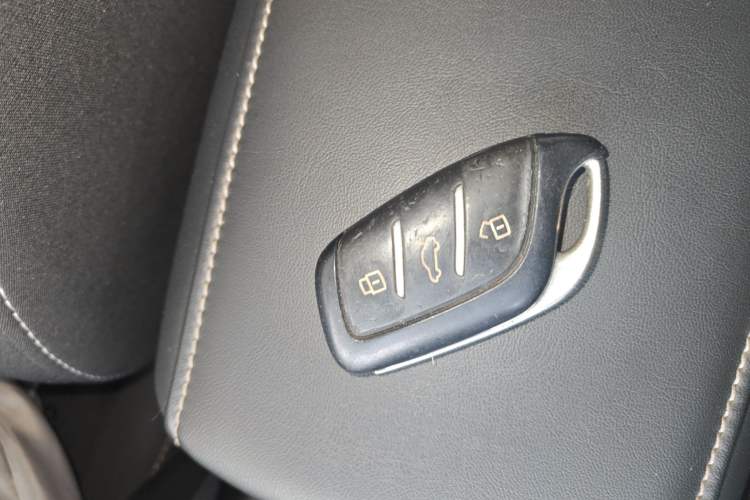 Used Roewe i5 2020 1.5L Automatic 4G Connected Linghao Edition