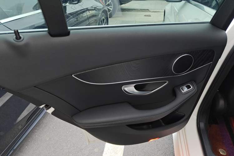 Used Mercedes-Benz C-Class 2017 Facelift C 200 Station Wagon