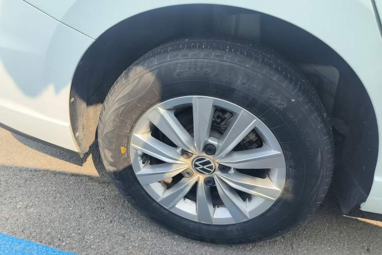 Used Volkswagen Lavida 2023 Revised 1.5L Automatic DeYi Edition Exterior 5