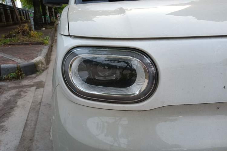 Used Wuling Hongguang MINIEV 2024 3rd Generation 215km Youth Edition Right Front Headlight