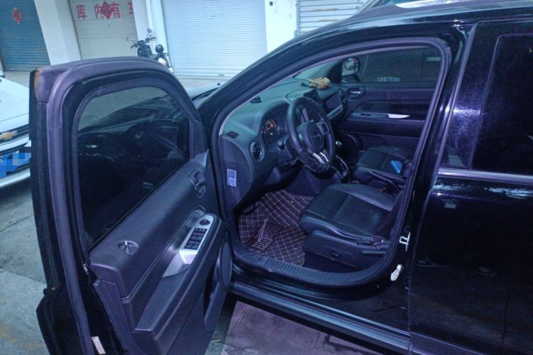 Used Jeep Compass 2014 Revised Version 2.0L Two-Wheel Drive Elite Edition
