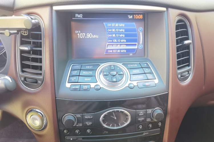 Used Infiniti QX50 2015 2.5L Luxury Edition Audio And AC Panel