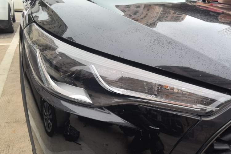 Used Toyota Corolla Cross 2022 2.0L Elite Edition Right Front Headlight