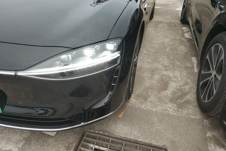 Used Hima Stelato S9 2024 All-Electric Ultra Four-Wheel-Drive Flagship Edition Left Front Headlight