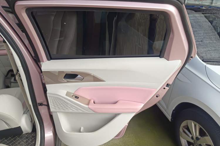 Used Geometry E Firefly 2024 301km Starlight