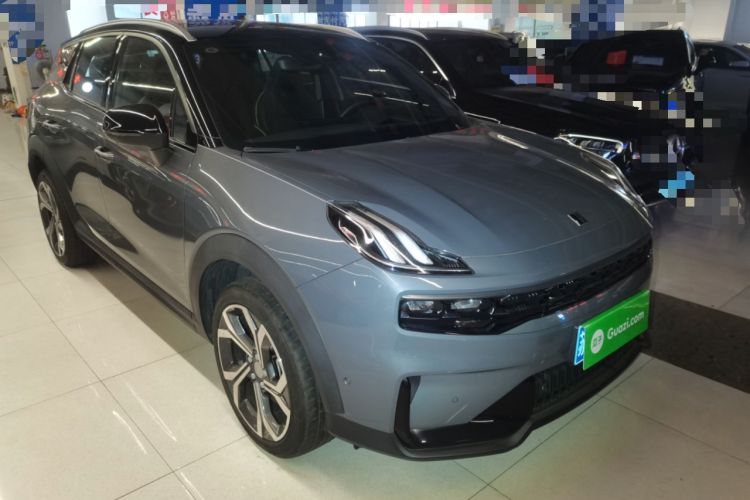 Used Lynk & Co 06 2023 Remix 1.5T Dynamic Halo Front Right 45 Deg