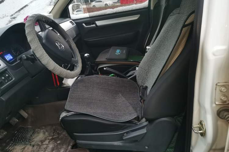 Used CHANGAN KAICHENG Shenqi F30 2019 1.5L Comfort Edition China VI Dual-Cab Long Wheelbase DAM15KL Left Front Seat