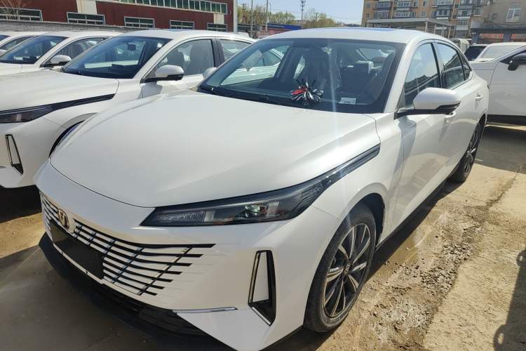 Used CHANGAN Eado 2025 Blue Whale 1.5T 500Bar Prestige Model