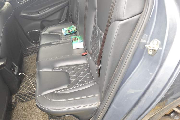 Used Chery Arrizo GX 2019 Pro 1.5T CVT Model Color Version China VI Standard Left Rear Seat