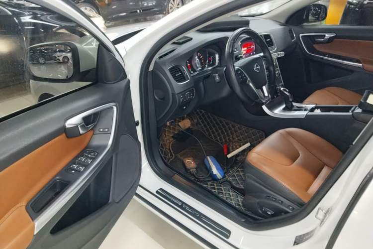 Used Volvo S60 2019 S60L T5 Smart Range Edition