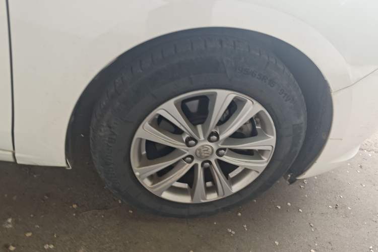 Used Buick GT 2015 15N Manual Entry-Level Trim
