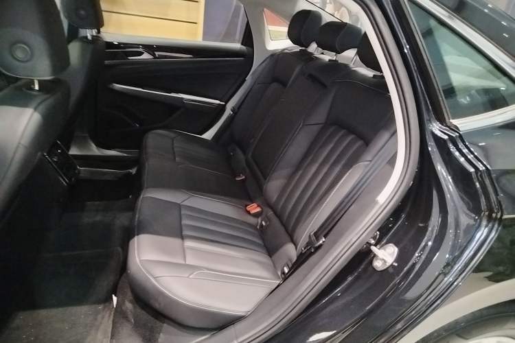 Used Volkswagen Passat New Energy 2025 430 PHEV Hybrid Business Edition Interior 4