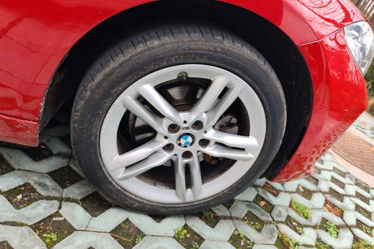 Used BMW 1 Series 2020 120i M Sport Package Right Front Wheel Hub