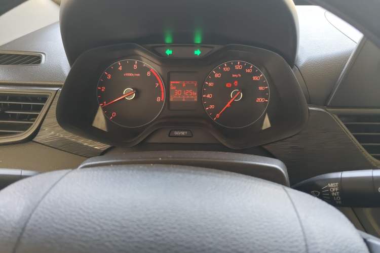 Used Baojun 310 2016 1.2L Manual Value Edition Odometer Close Up