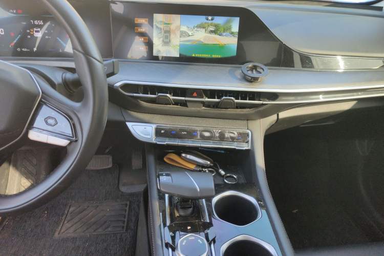 Used CHANGAN Eado 2022 PLUS Blue Whale NE 1.4T GDI DCT Prestige Edition Audio And AC Panel